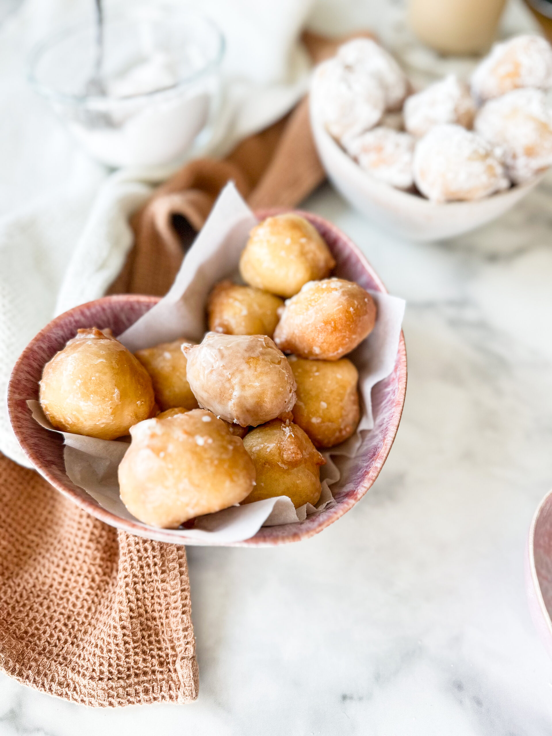 Donut Holes (Glazed or Powdered)