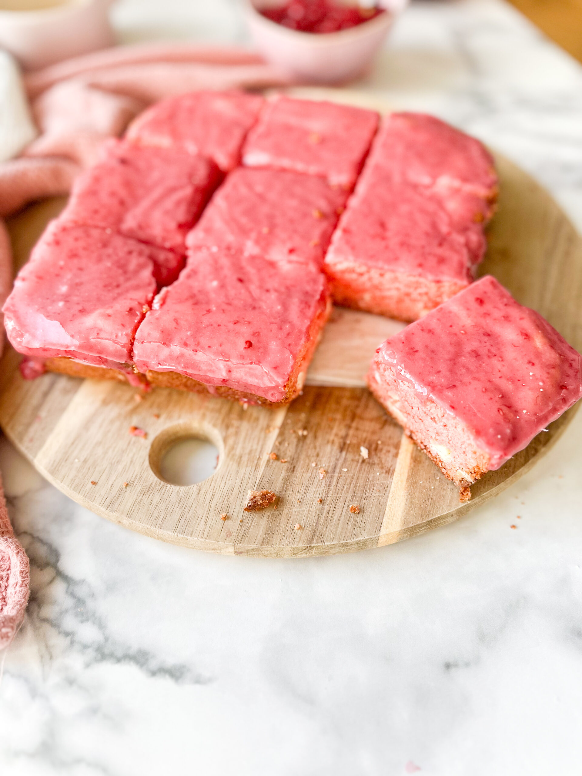 Glazed Strawberry Brownies 