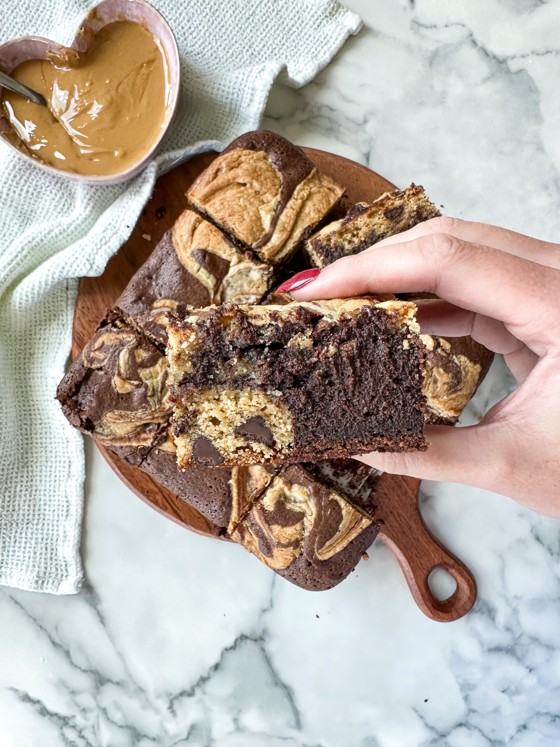 Peanut Butter Brookies (Cookie Brownies)