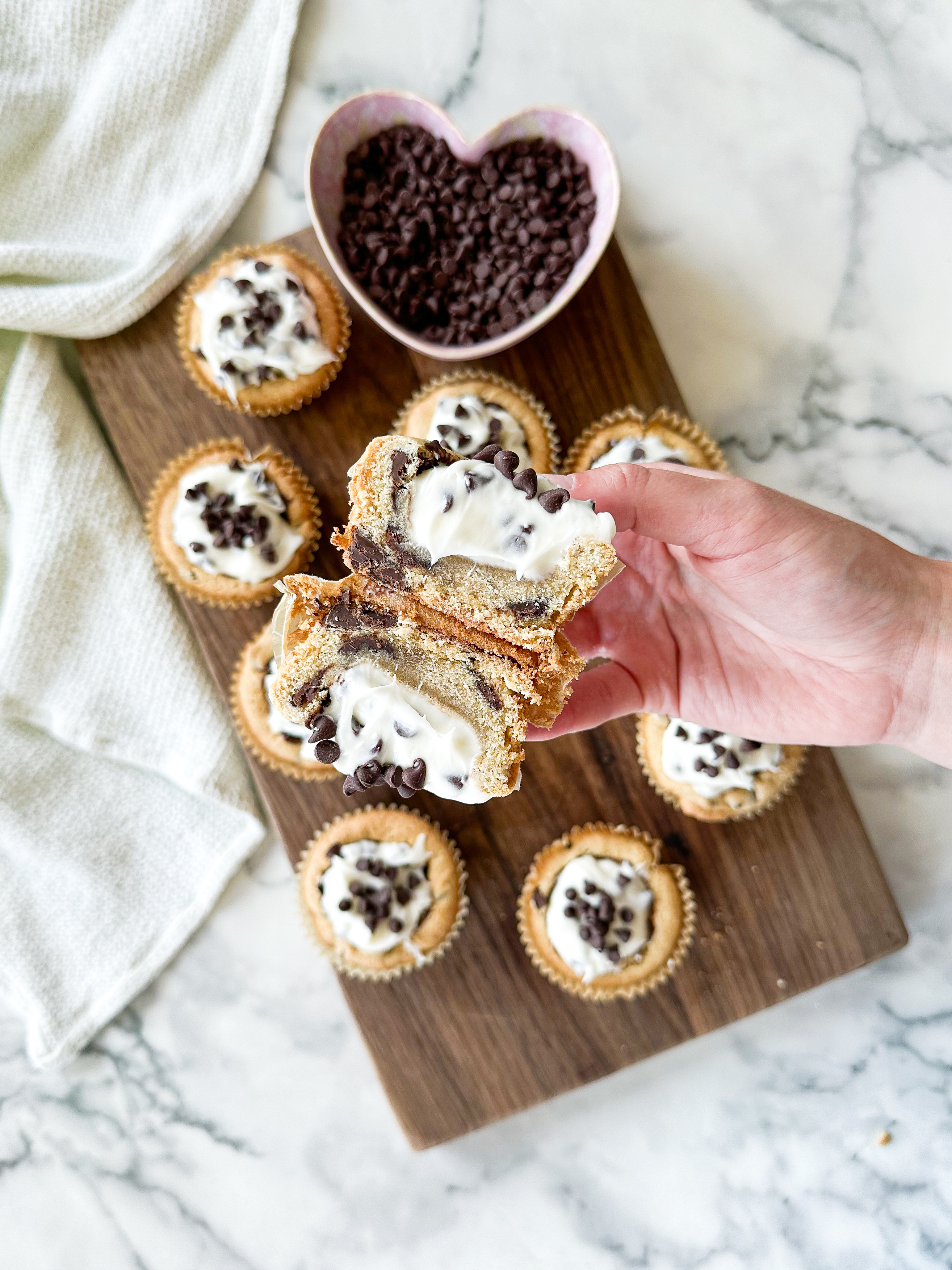 Cannoli Cookie Cups