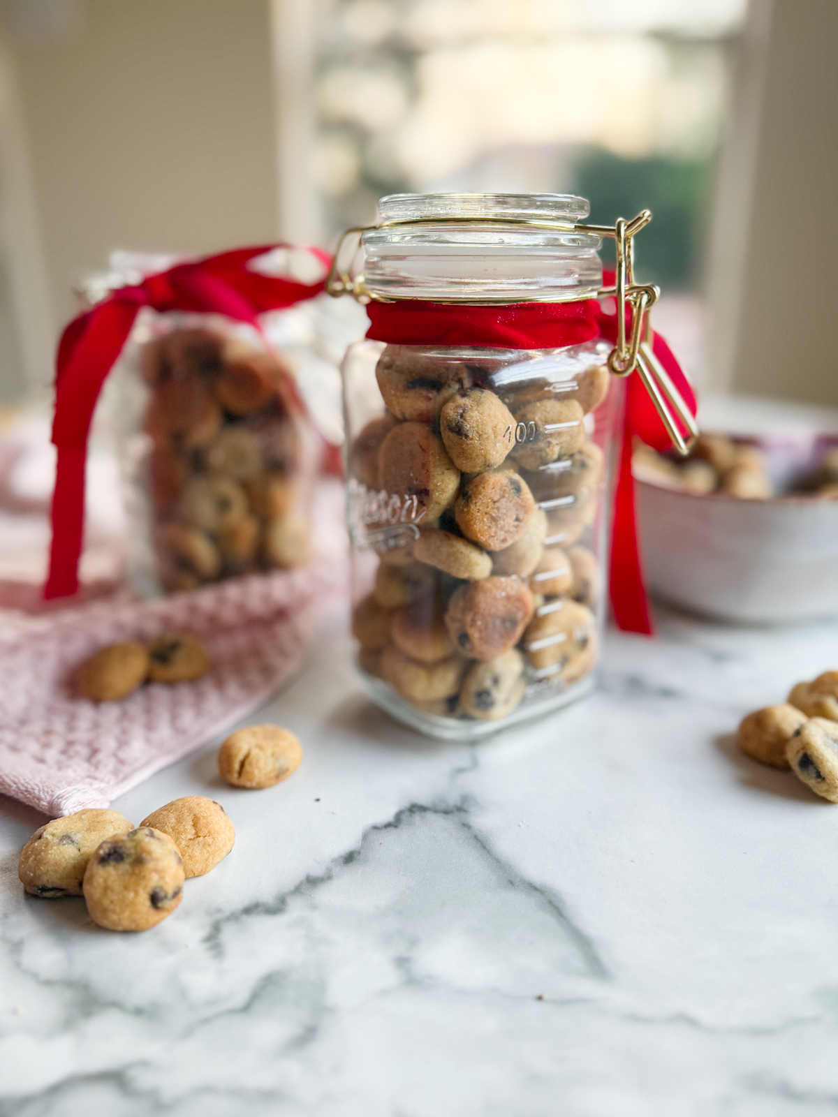 Mini Chocolate Chip Cookies 