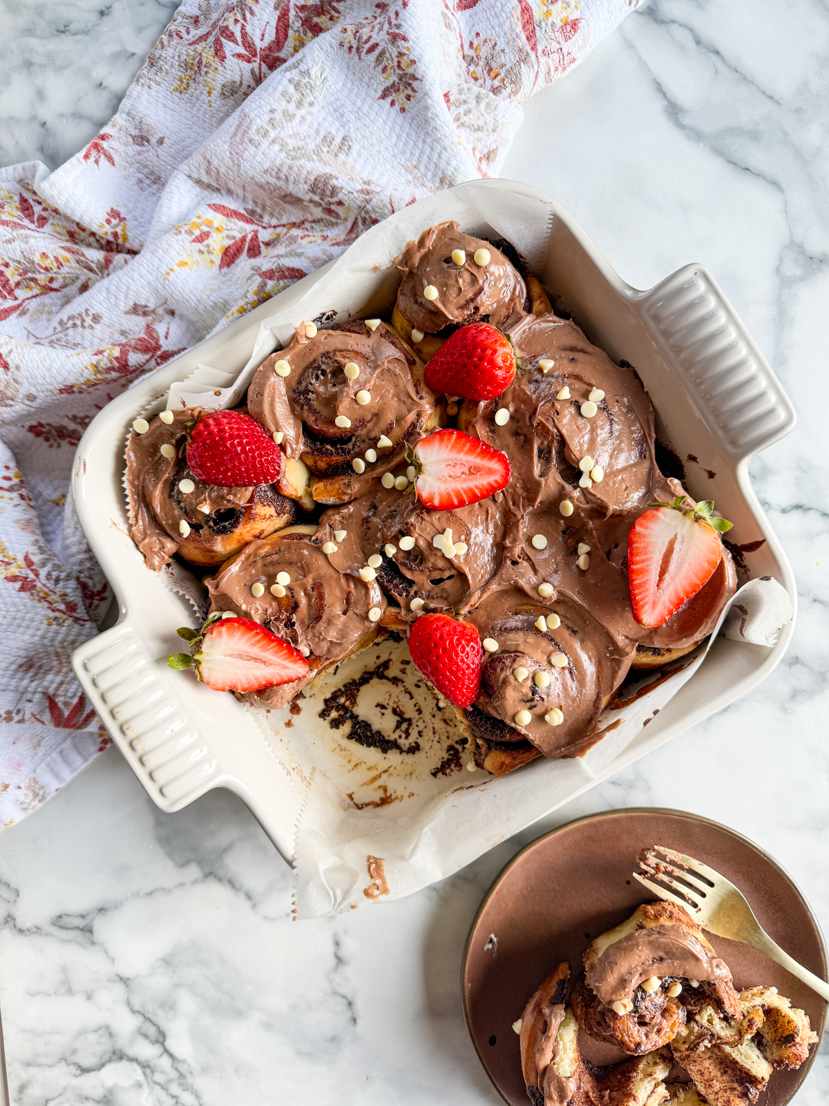 Fluffy Nutella Cinnamon Rolls