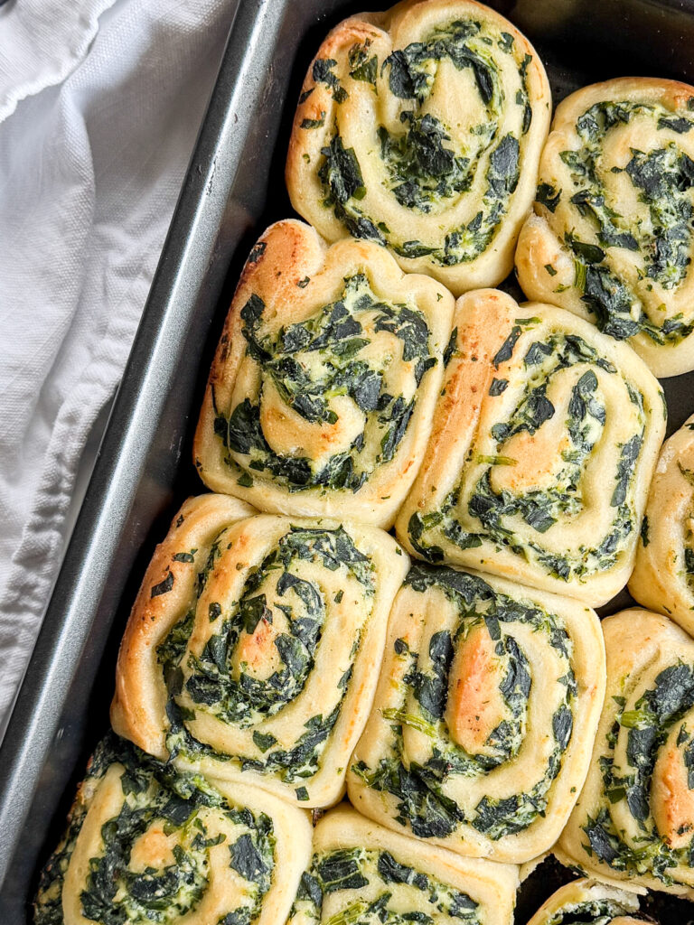 Spinach & Ricotta Bread Scrolls