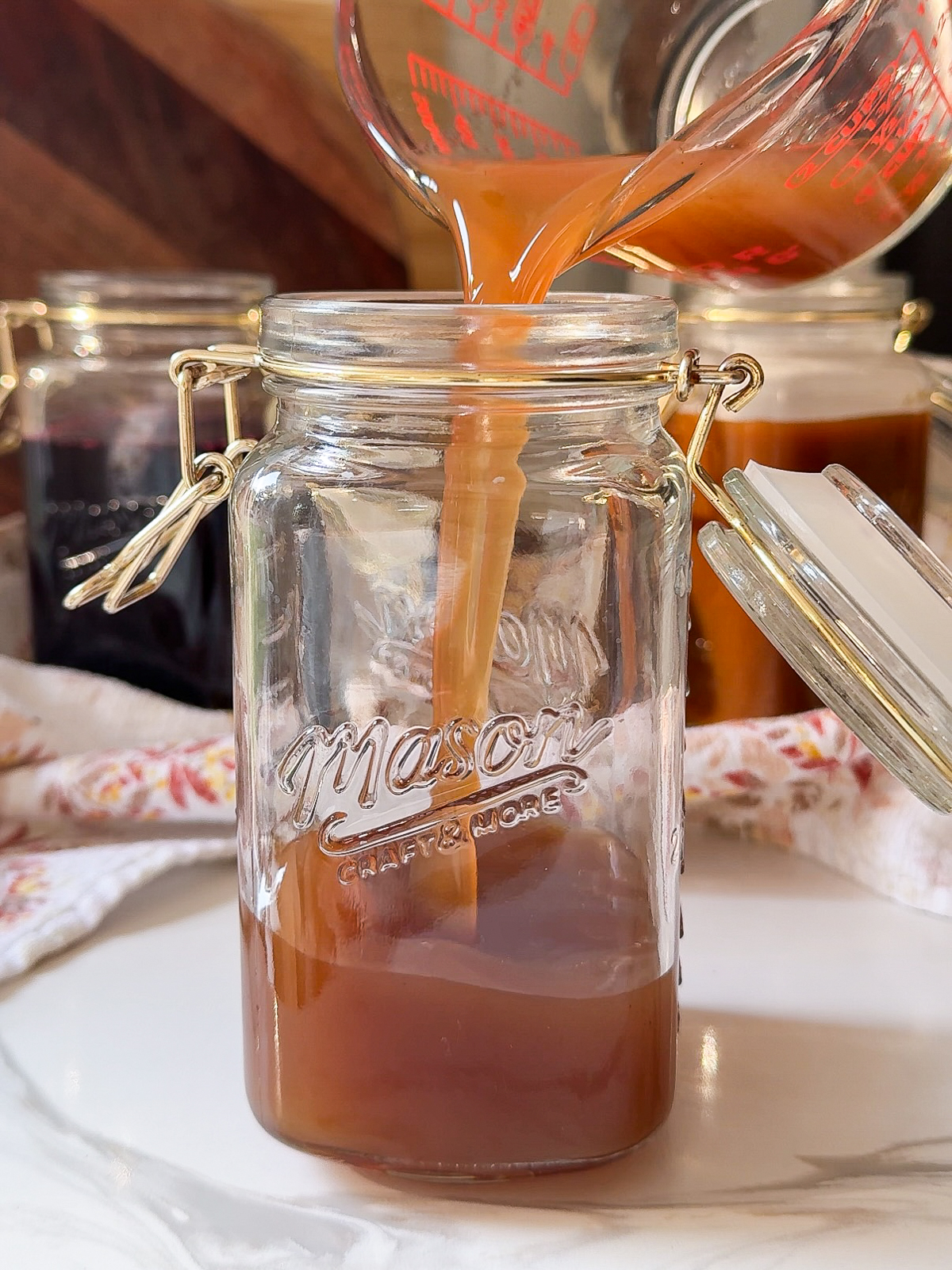 Homemade Apple Pie Syrup