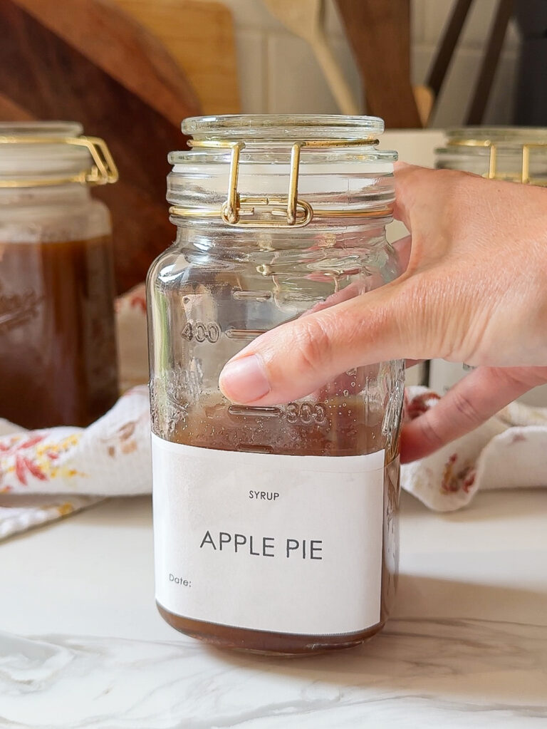 Homemade Apple Pie Syrup
