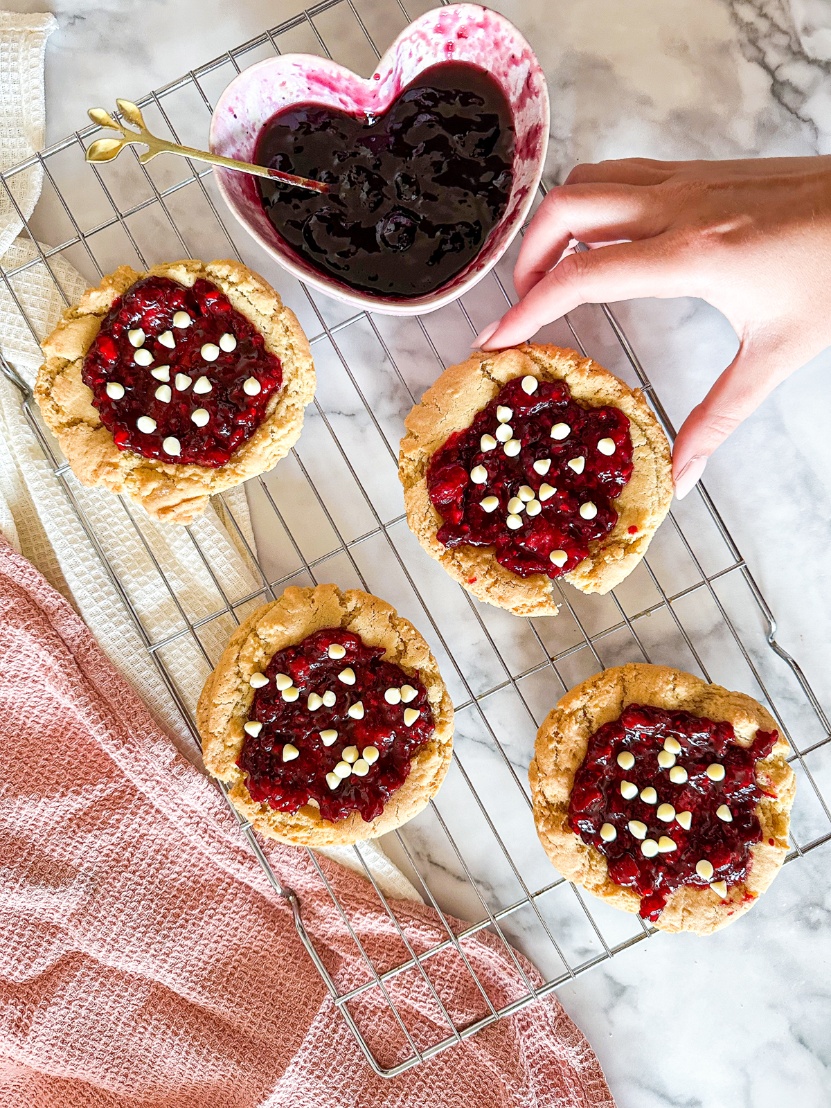 Blackberry and White Chocolate Cookies
