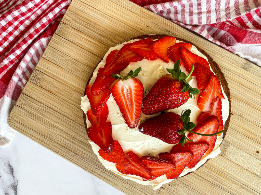 Small Batch Strawberry Victoria Sponge Cake