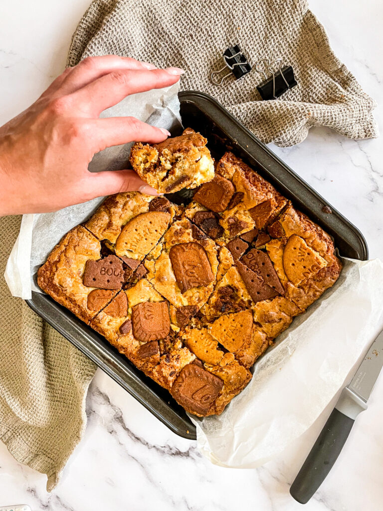 The Best Biscuit Blondies