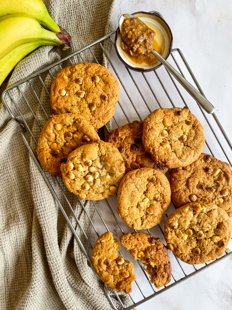 Chewy Vegan Banana Bread Cookies with Peanut Butter