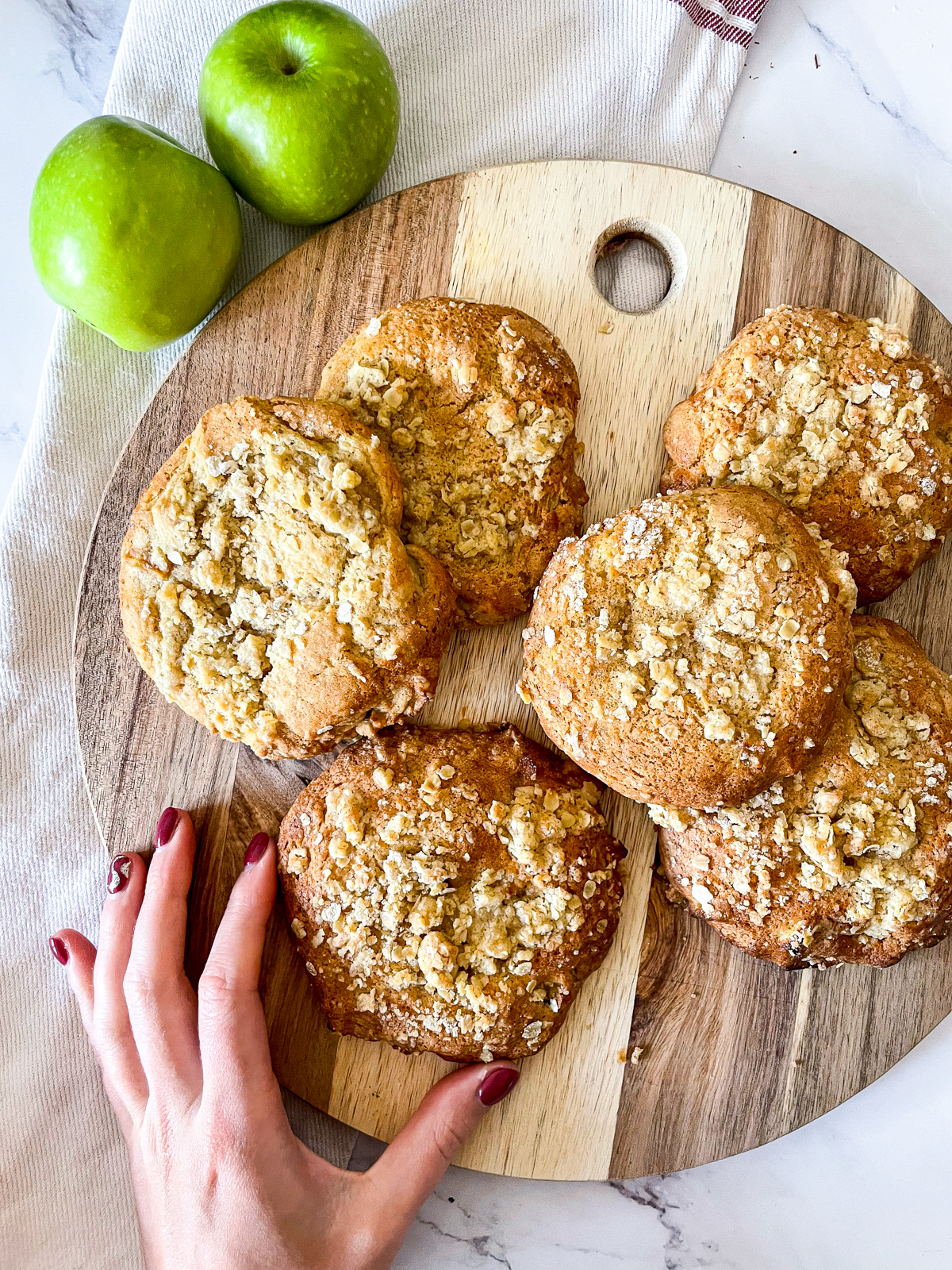 Cinnamon Apple Crumble Topped Cookies