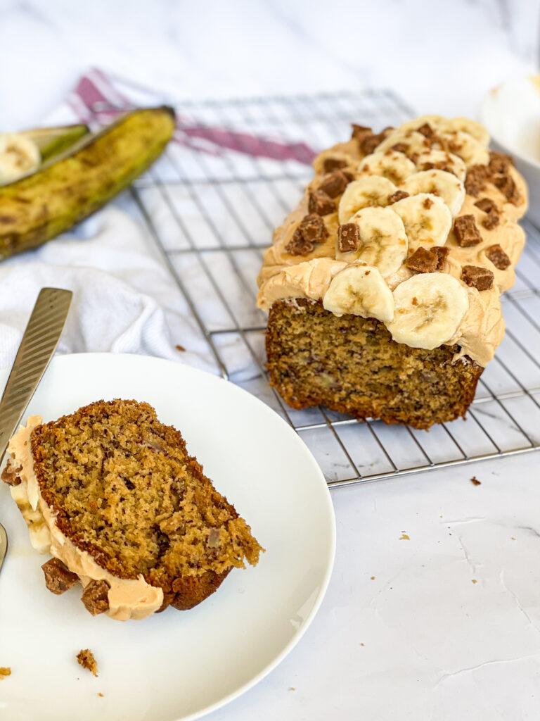 Bannoffee Loaf Cake with Fudge Pieces