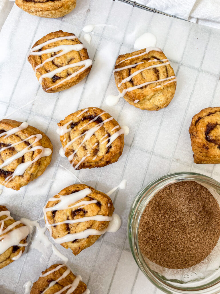 The Cutest Mini Cinnamon Roll Cookies