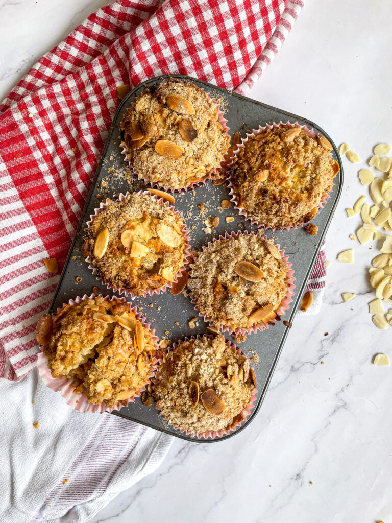 Apple & Almond Crumble Muffins