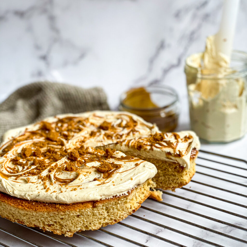 Easy Vanilla Snacking Cake with Biscoff Buttercream