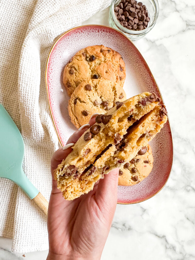 Ultimate Chocolate Chip Cookies - Soft and Crispy