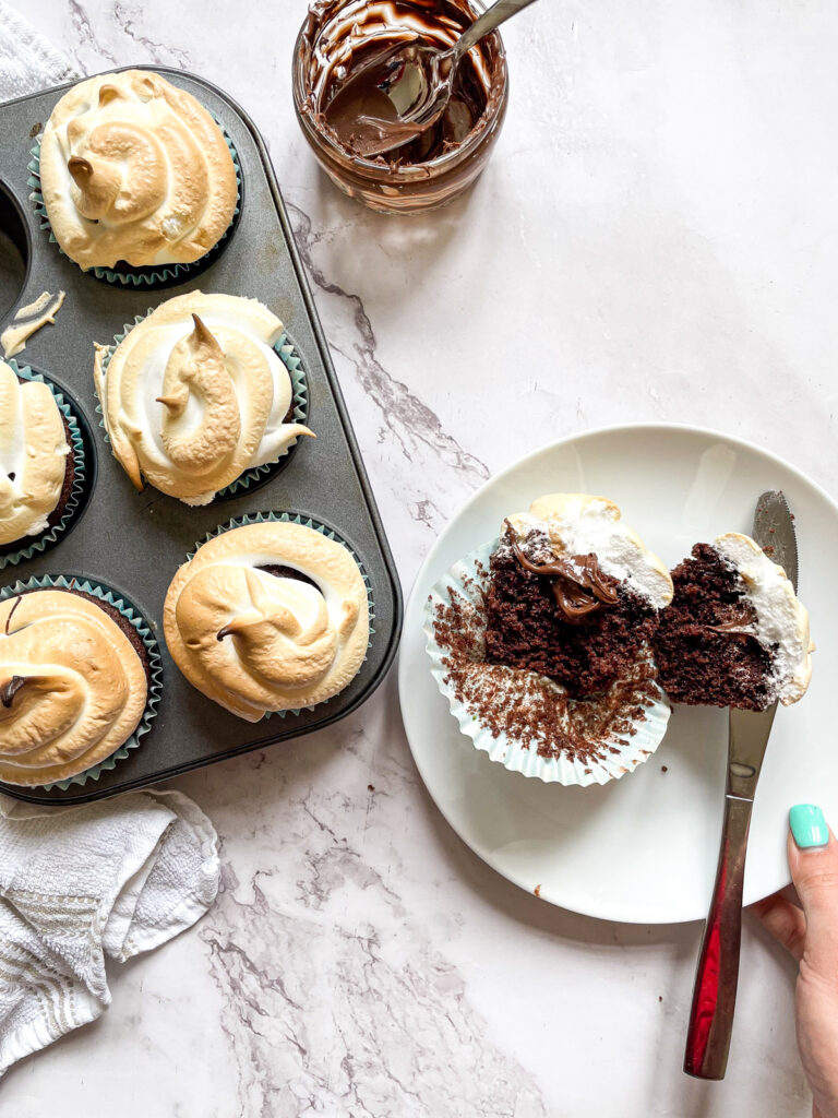 Nutella Filled Chocolate Meringue Cupcakes