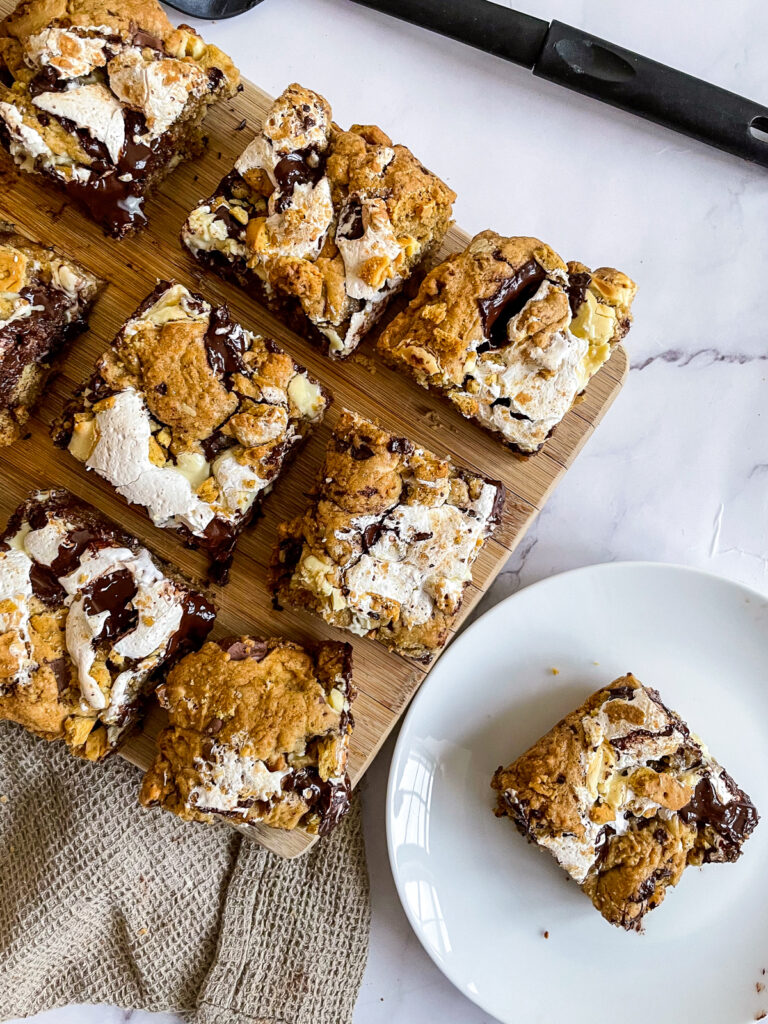The Gooey-ist Chocolate S'more Cookie Bars