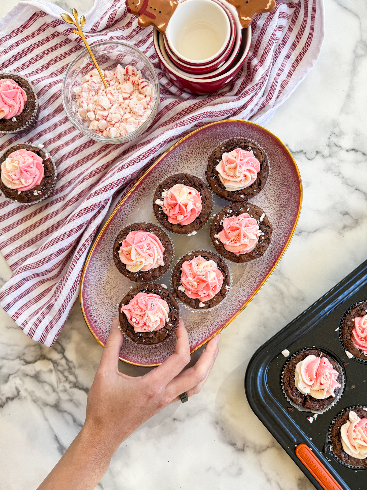 Candy Cane Brownie Cups